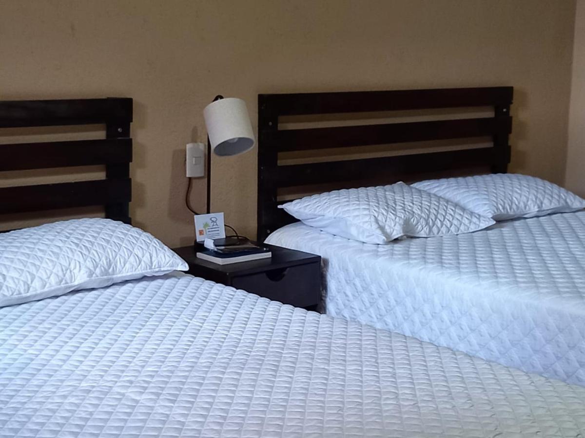 Euro Hostal Guatemala City Екстериор снимка