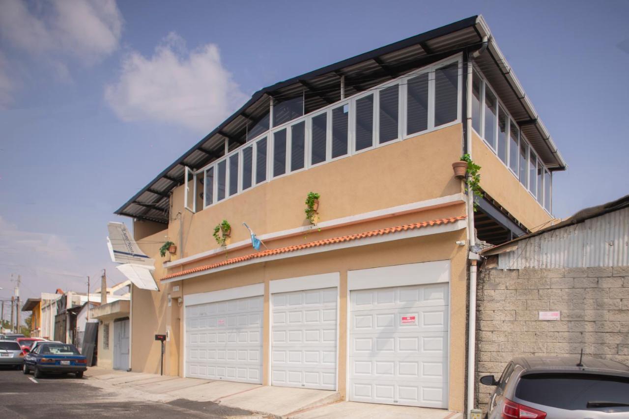 Euro Hostal Guatemala City Екстериор снимка