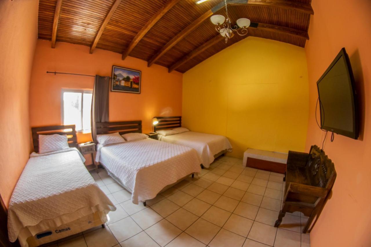 Euro Hostal Guatemala City Екстериор снимка
