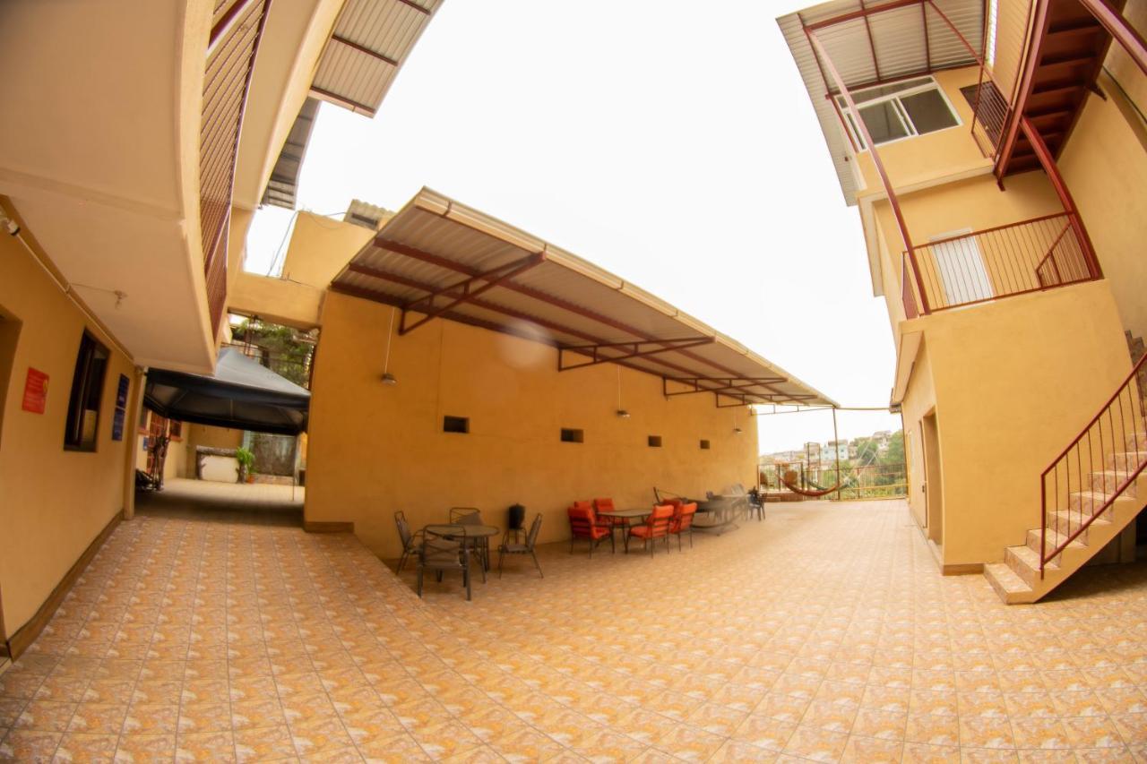 Euro Hostal Guatemala City Екстериор снимка