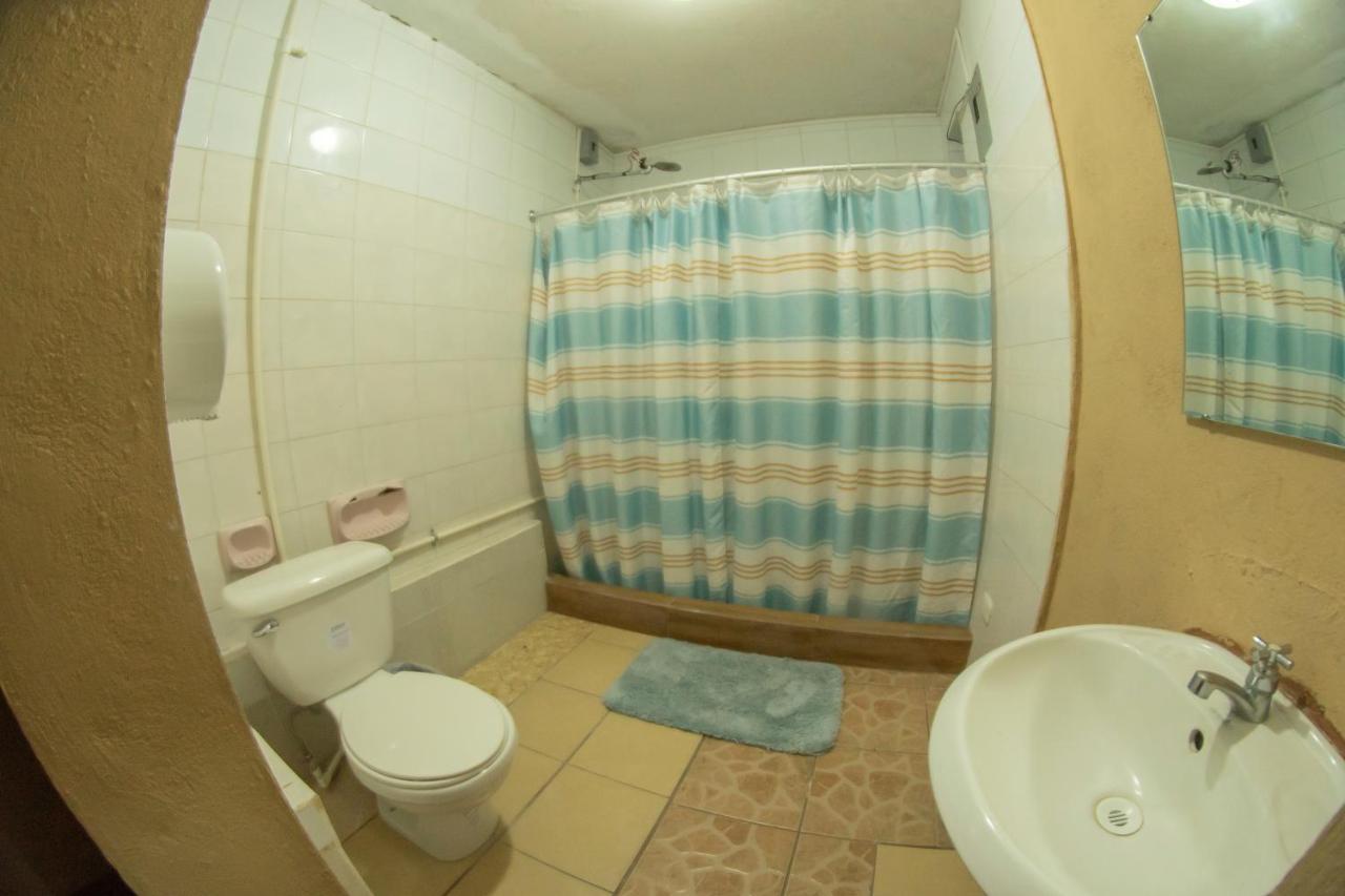 Euro Hostal Guatemala City Екстериор снимка